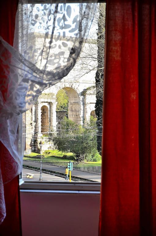 Hostel Castello Maggiore Řím Pokoj fotografie
