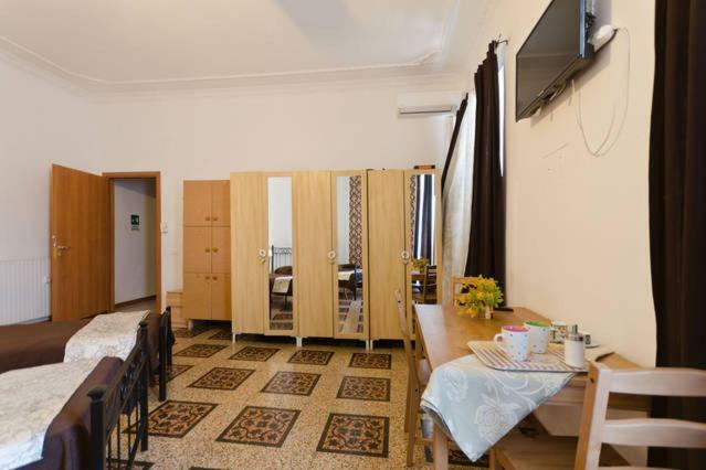 Hostel Castello Maggiore Řím Exteriér fotografie
